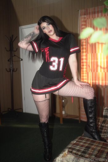 Bea Priestley | Blair Davenport