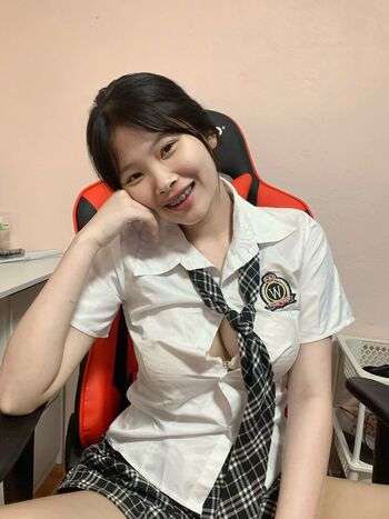 Full leaked Arialuz/ private onlyfans photo