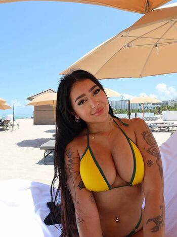 Full leaked Beca barreto page private onlyfans photo