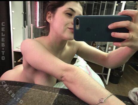 Full leaked Bella foryou private onlyfans photo