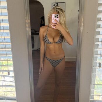 bella_lyn