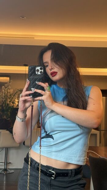 Full leaked Bella thorne  page private onlyfans photo