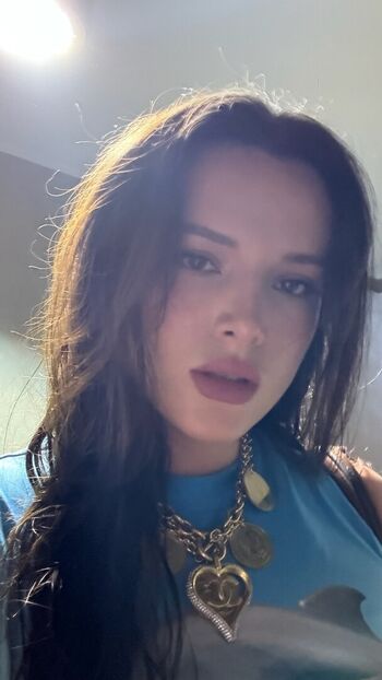 Full leaked Bella thorne  page private onlyfans photo