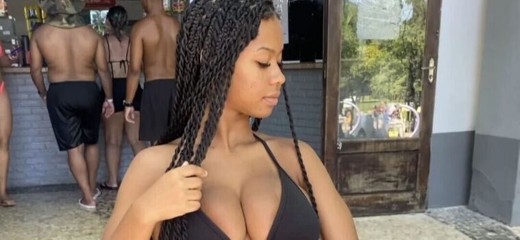 Full leaked Bellazx s private onlyfans photo