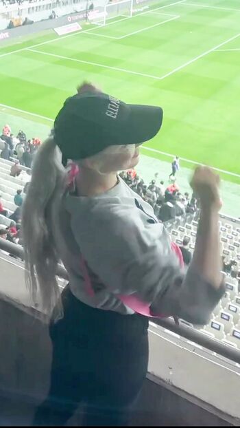 Full leaked Benvivien private onlyfans photo