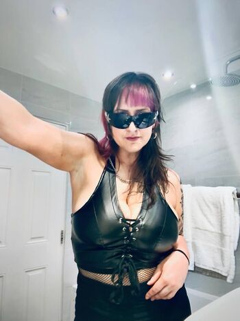 Full leaked Bernhamroxy private onlyfans photo