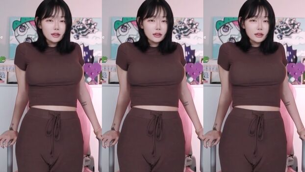 Full leaked Berry private onlyfans photo