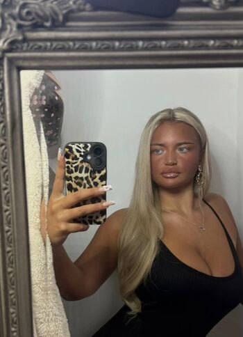 Full leaked Beth gould private onlyfans photo