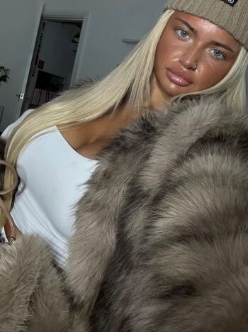 Full leaked Beth gould private onlyfans photo