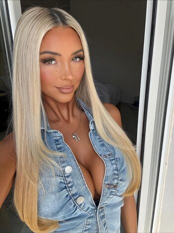 Full leaked Bethyycm private onlyfans photo