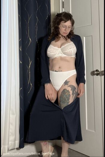 Full leaked Bettie bondage private onlyfans photo