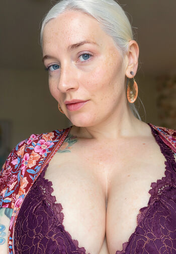 Full leaked Bettie bondage private onlyfans photo