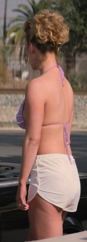 Betty Gilpin