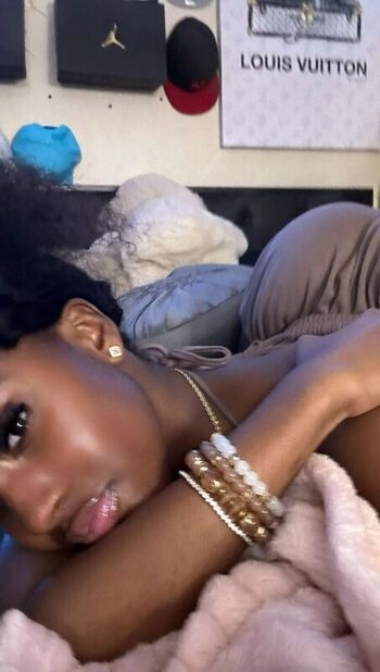 Full leaked Bhadie kelly private onlyfans photo