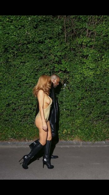 Full leaked Bianca censori  page private onlyfans photo