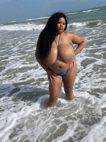 Full leaked Bigbodymunchh private onlyfans photo