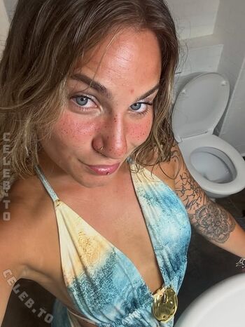 Full leaked Bigbootyroxanne page private onlyfans photo