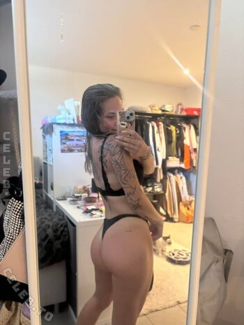Full leaked Bigbootyroxanne private onlyfans photo
