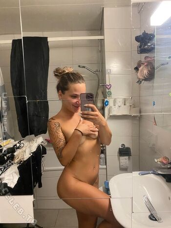 Full leaked Bigbootyroxanne private onlyfans photo