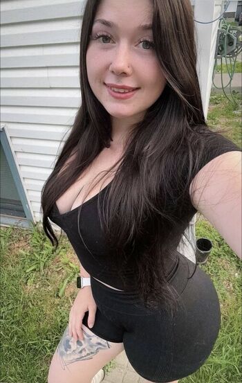 Full leaked Biggbootybratt private onlyfans photo