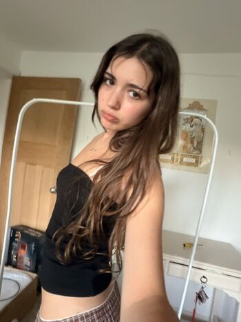 Full leaked Bighazeleyeddoe private onlyfans photo