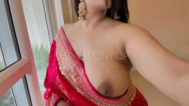 Full leaked Bigmellonslut private onlyfans photo