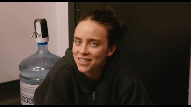 Full leaked Billie eilish  page private onlyfans photo