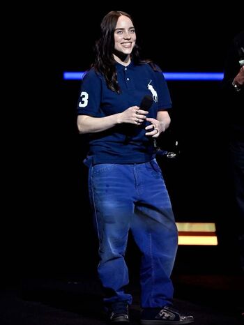 Full leaked Billie eilish  page private onlyfans photo