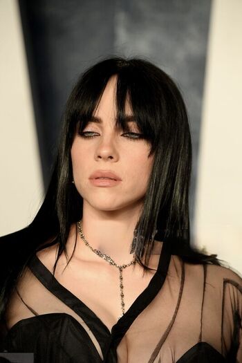 Full leaked Billie eilish  page private onlyfans photo