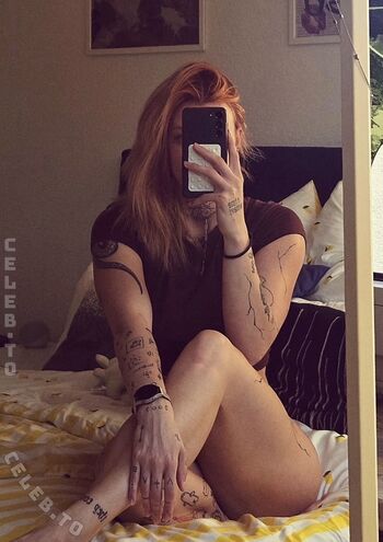 Full leaked Bimbalabambi private onlyfans photo