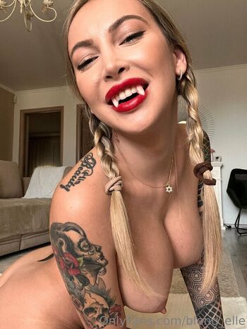 Full leaked Blond elle page private onlyfans photo