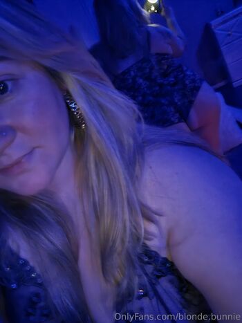blonde.bunnie