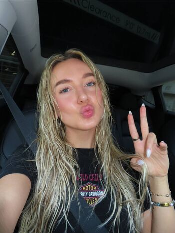 Full leaked Blondecpl private onlyfans photo