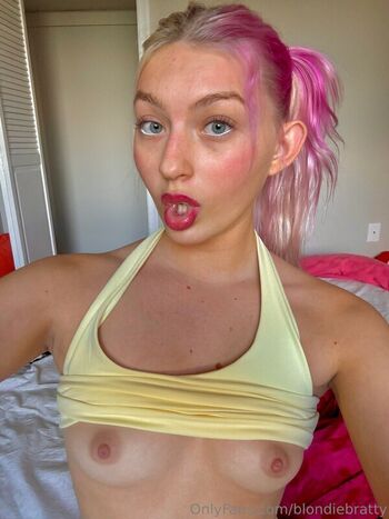 Full leaked Blondiebratty private onlyfans photo