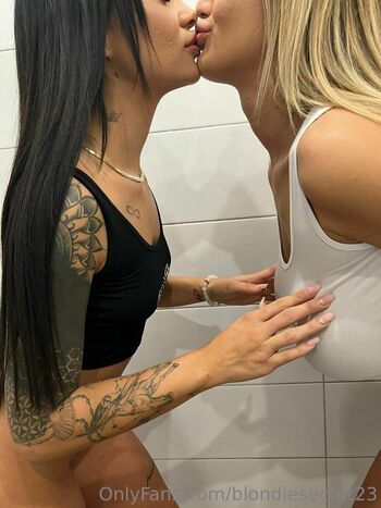 Full leaked Blondiesecret private onlyfans photo