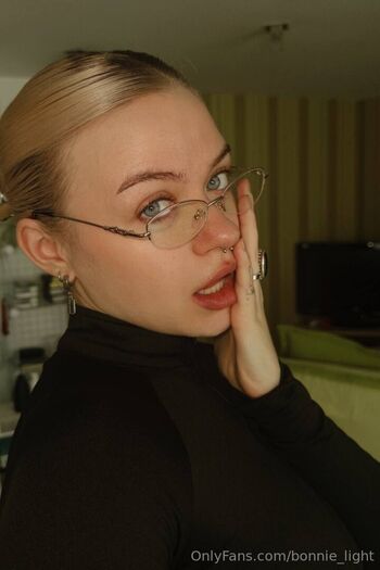 bonnie_light