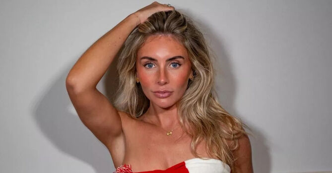 Full leaked Bonnie pet private onlyfans photo