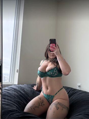 Full leaked Booty private onlyfans photo