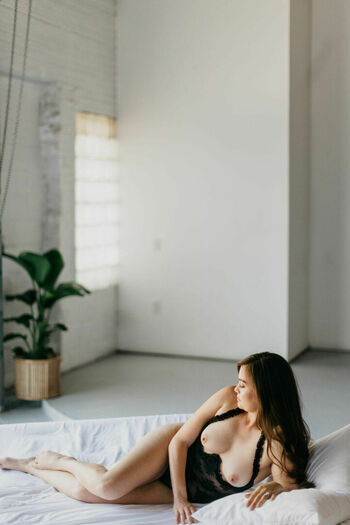 Full leaked Boudoir page private onlyfans photo