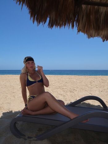 Full leaked Boutinela babes  page private onlyfans photo