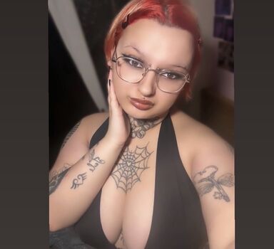 Full leaked Brattvamp private onlyfans photo
