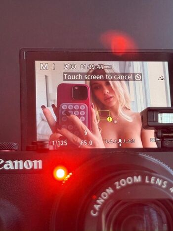 Breckie Hill / @breckiehill