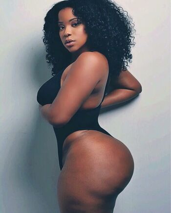 Full leaked Briannaamor private onlyfans photo