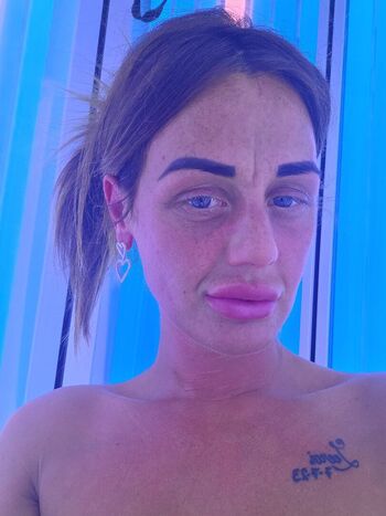 Full leaked British chavs private onlyfans photo