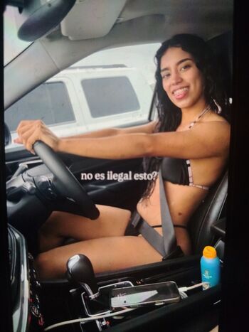 Full leaked Bronze morenaa private onlyfans photo