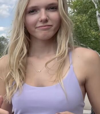 Full leaked Brooke isabella private onlyfans photo