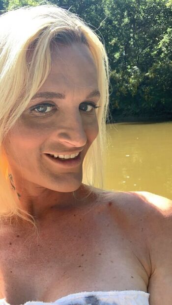 Full leaked Brooke zanell private onlyfans photo
