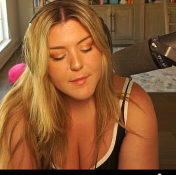 Full leaked Brookeab  page private onlyfans photo
