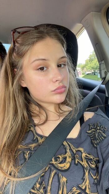 Full leaked Brookhooks private onlyfans photo