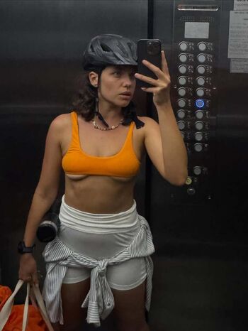 Full leaked Bruna linzmeyer private onlyfans photo